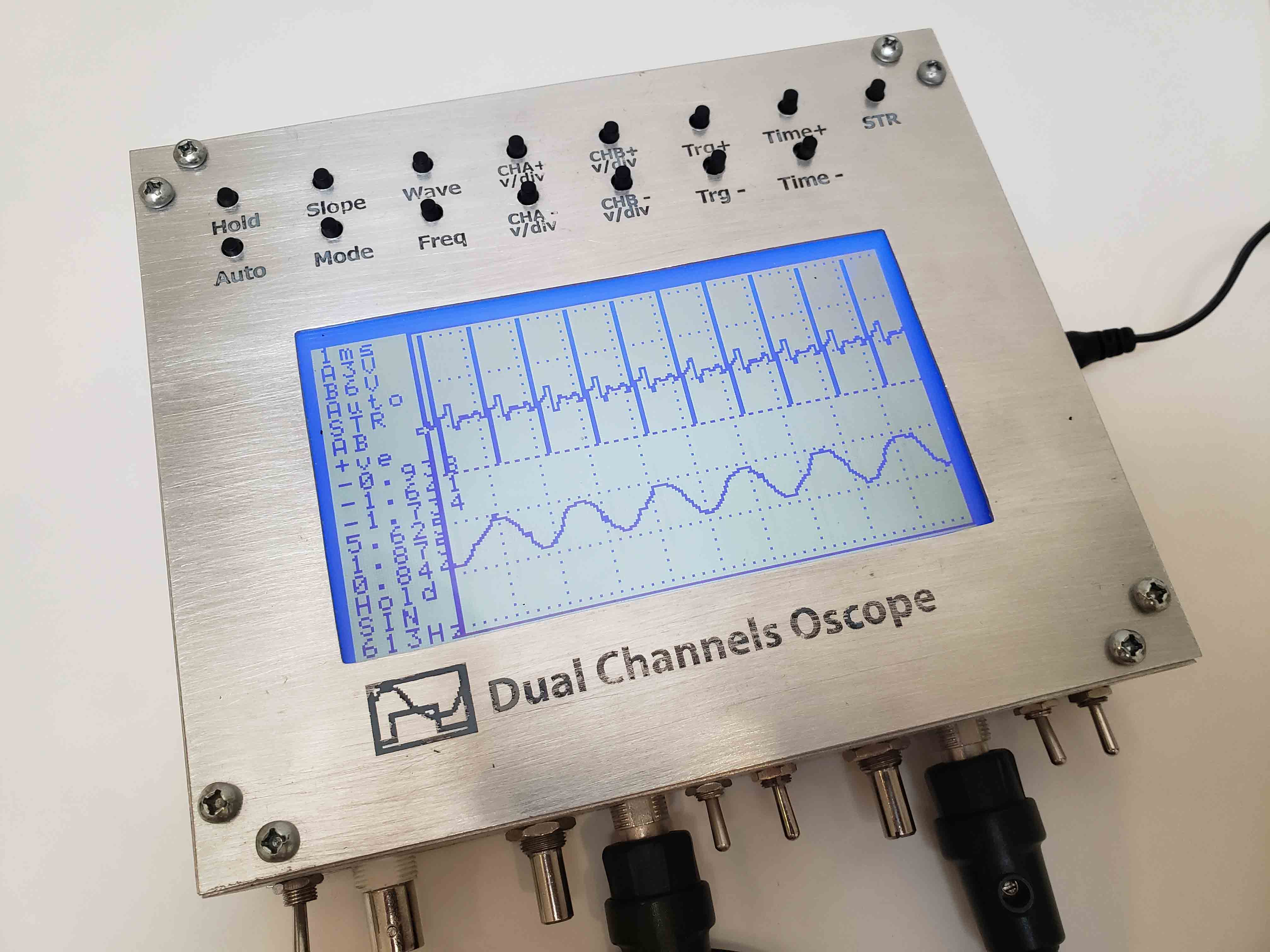 dual-channel-oscilloscope